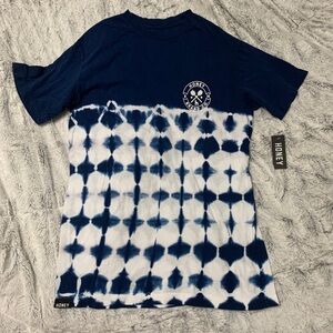 Honey Brand Co T-Shirt Size Medium NEW